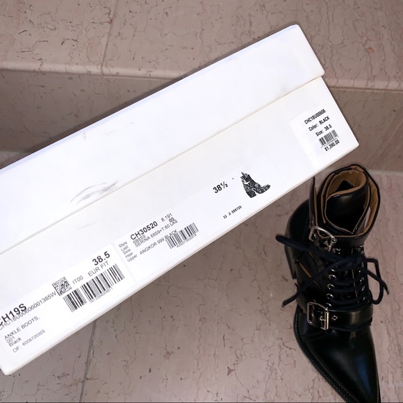 Chloé Black Reilly Leather Buckle Ankle Boots - Picture 11 of 15